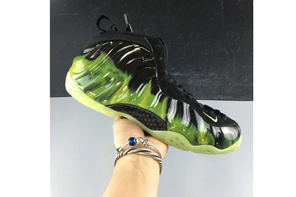 579771-003 Nike AIR  ParaNorman Foamposite ONE 'ParaNorman' 0105